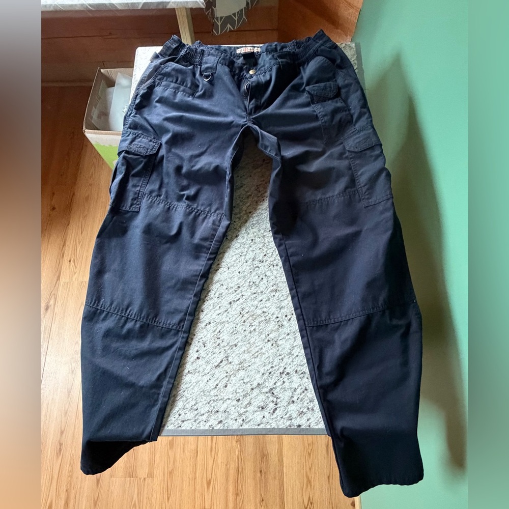 5.11 Tactical pants navy blue Model 64360 Women’s size 16 Regular